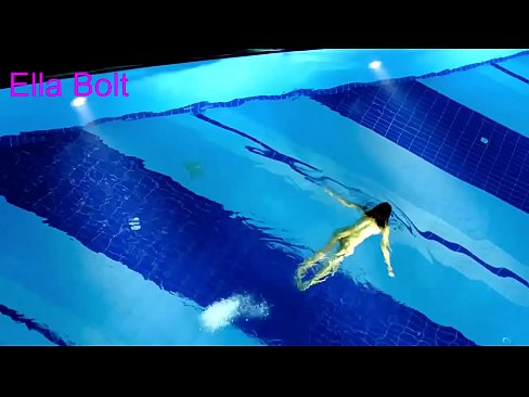❤️ I can't stop watching, young blonde caught swimming nude at ELLA BOLT resort pool ️ Sex video at en-gb.tubesexer-com.ru ☑