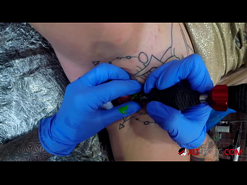 ❤️ Extremely tattooed hottie Sully Savage has a tattoo on her clitoris ️ Sex video at en-gb.tubesexer-com.ru ☑
