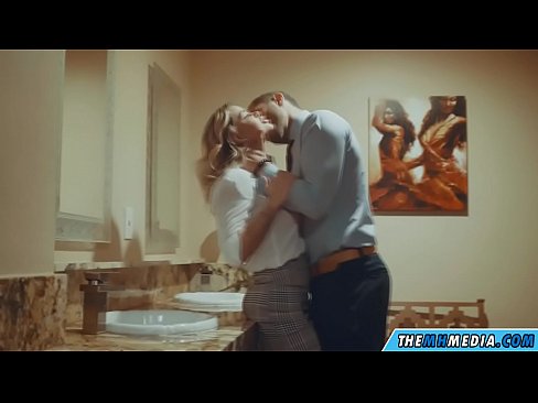 ❤️ When a busty blonde seduces you in a public toilet ️ Sex video at en-gb.tubesexer-com.ru ☑